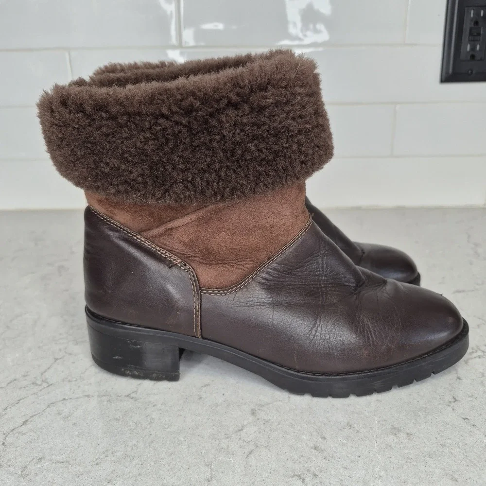 La Canadienne Womenz‎ shearling lined brown leather snow boots  8.5